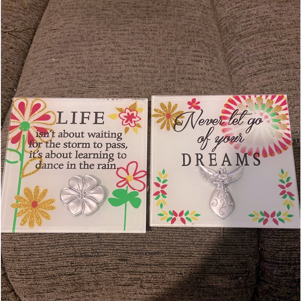 2 pictures